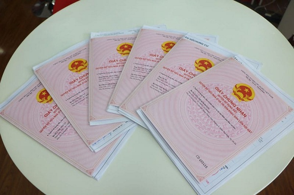 nguoi-mua-nha-can-chuan-bi-nhung-gi-trong-lan-dau-xin-cap-so-hong-chung-cu1